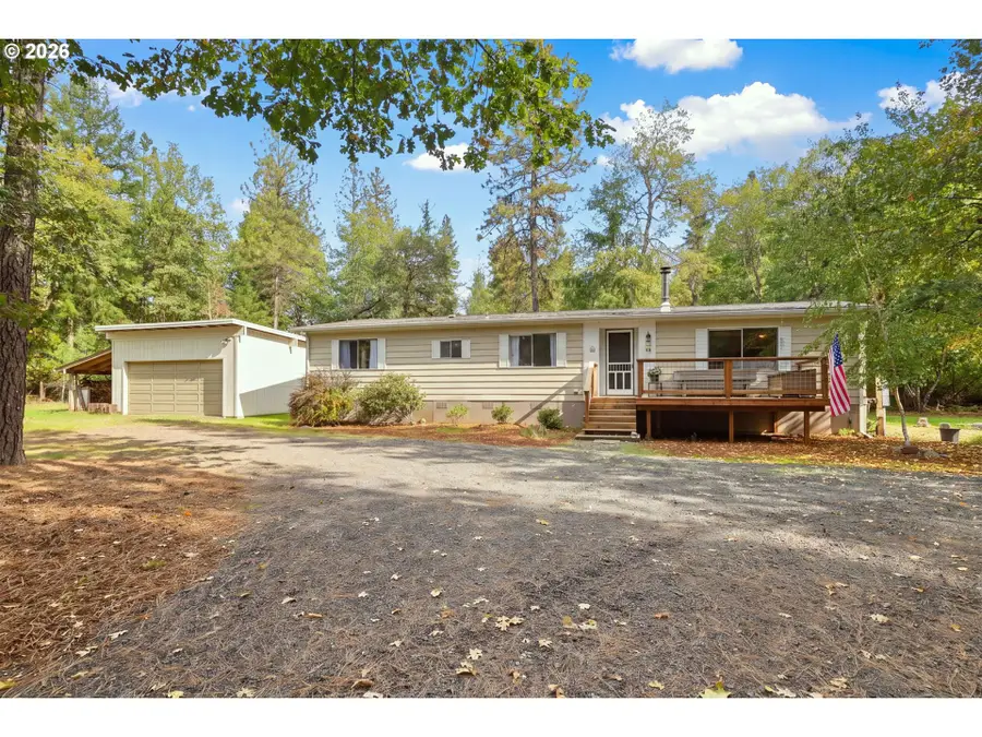 25780 Vera Ln, Veneta, OR 97487 - #3