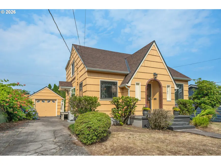3137 NE 83rd Ave, Portland, OR 97220 - #2