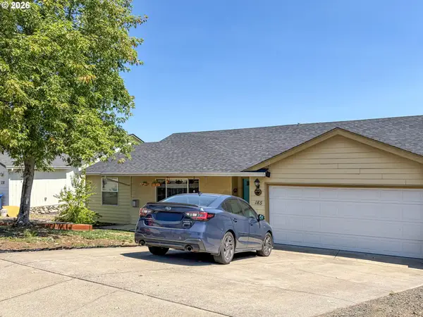 185 SE Lebleu Ln, Winston, OR 97496
