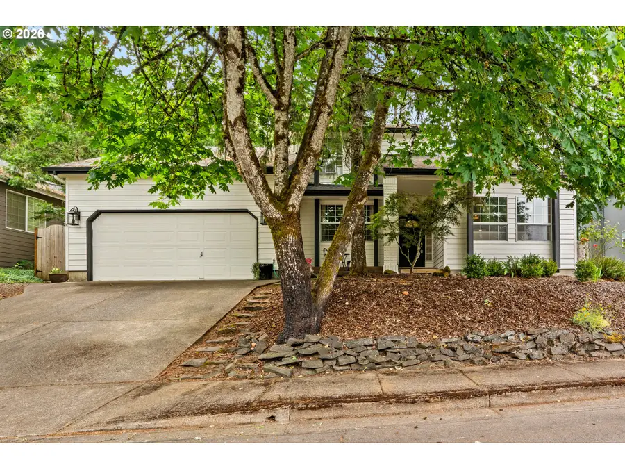 7289 Glacier Dr, Springfield, OR 97477 - #2