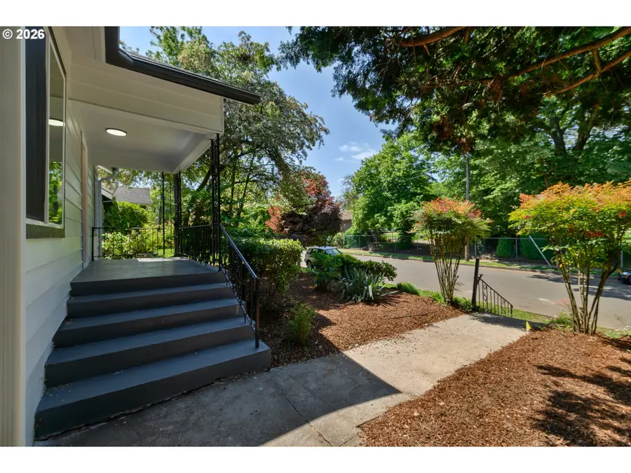 6302 N Kerby Ave, Portland, OR 97217 - #3