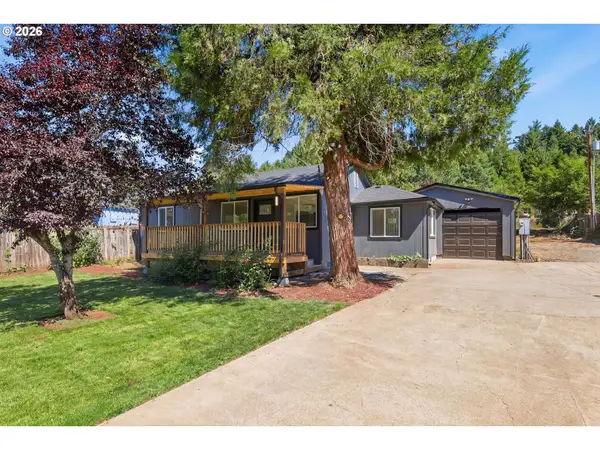 33719 Row River Rd, CottageGrove, OR 97424