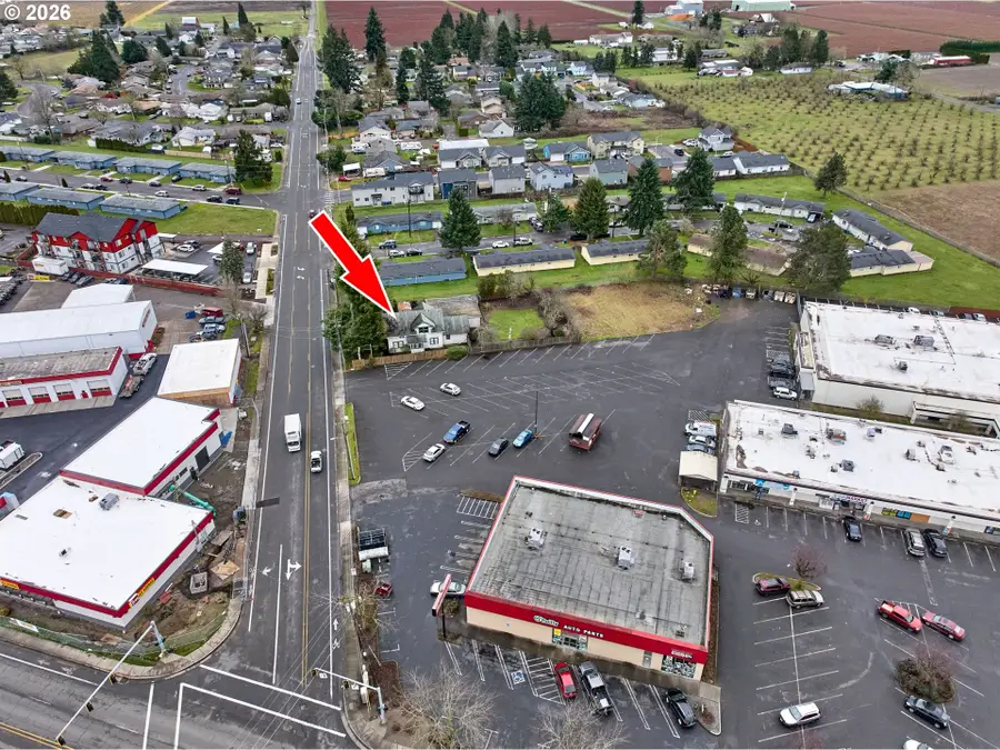 1740 Hardcastle Ave, Woodburn, OR 97071 - #3