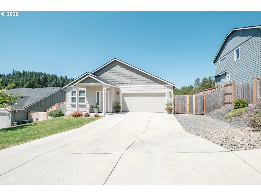 207 Rockcrest Dr, Lowell, OR 97452 - #3