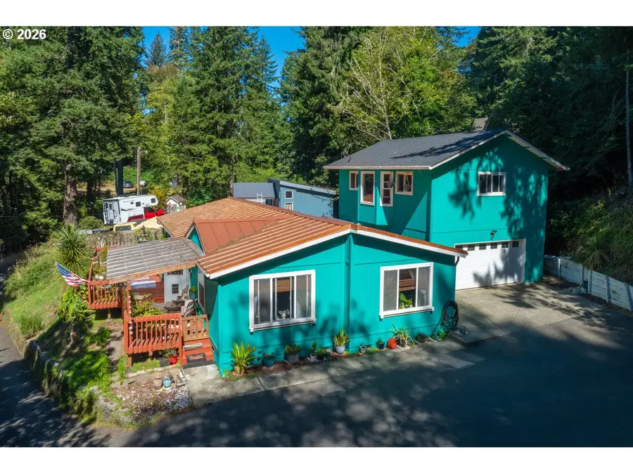 2220 N Lake Rd, Lakeside, OR 97449 - #2