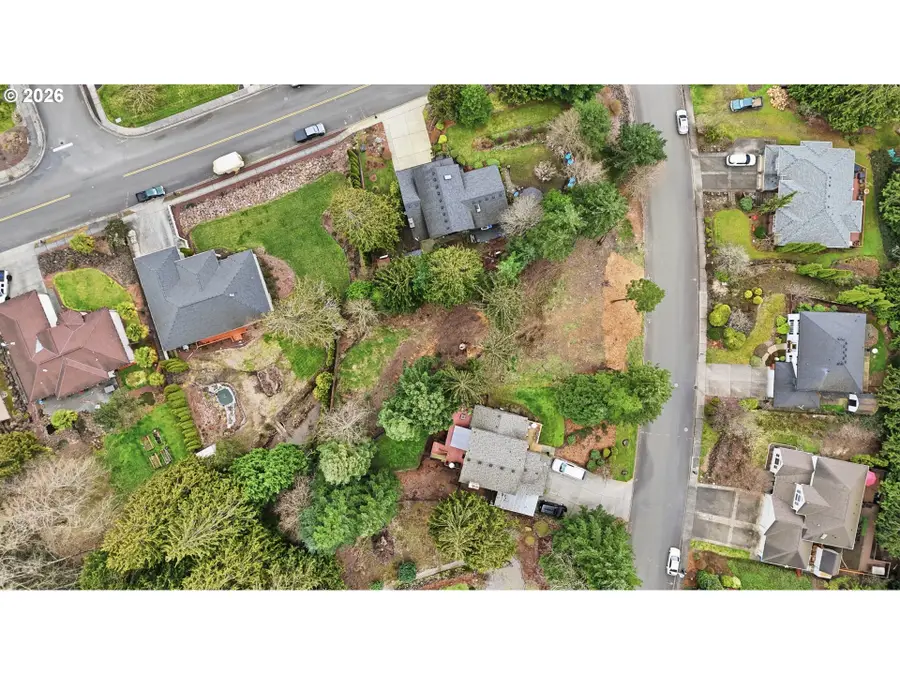 210 W St. James Pl, Longview, WA 98632 - #2