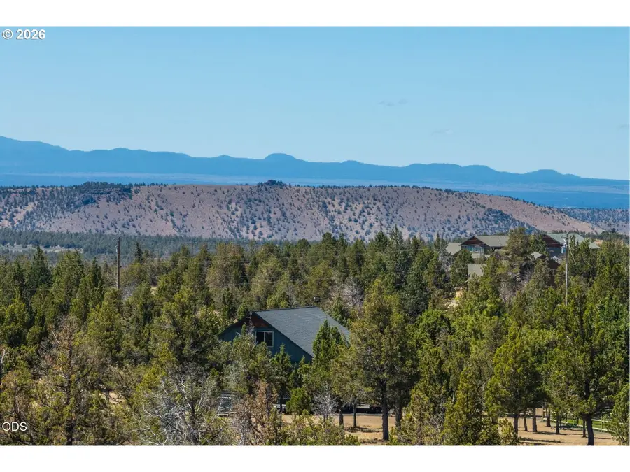 3754 SE Laredo Rd, Prineville, OR 97754 - #3