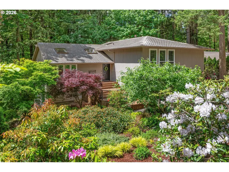 6 Goya St, Lake Oswego, OR 97035 - #3