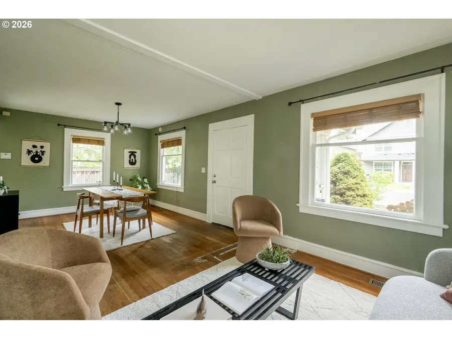 7922 SE Schiller St, Portland, OR 97206 - #3