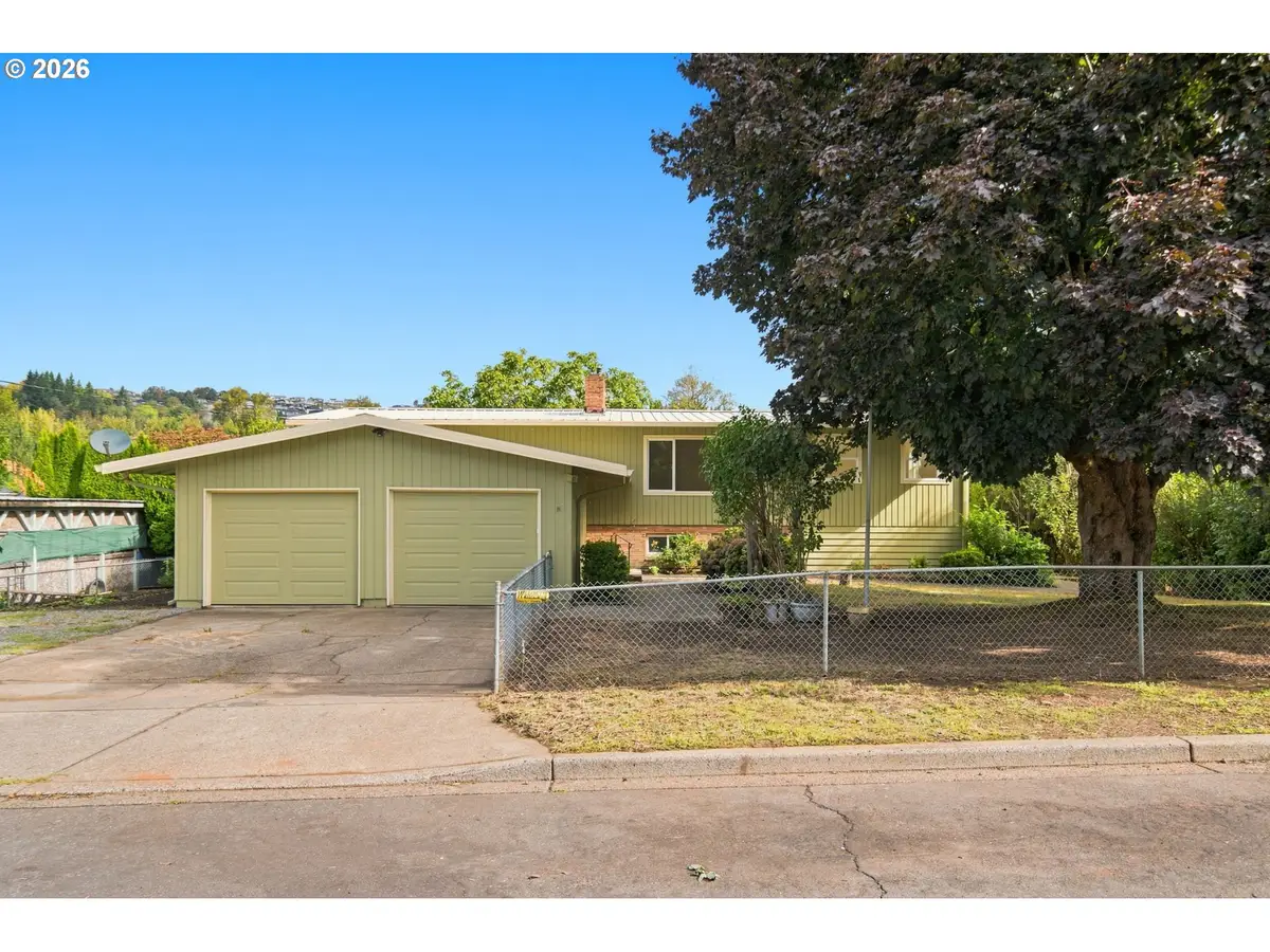 2925 E 1st Ave, Camas, WA 98607 - #1