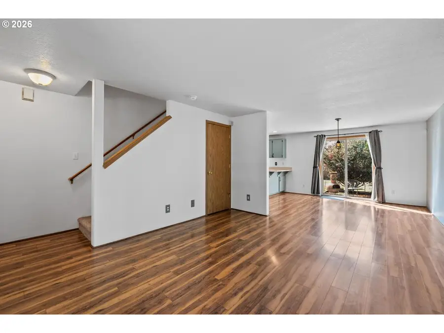 6860 N Swift St, Portland, OR 97203 - #3