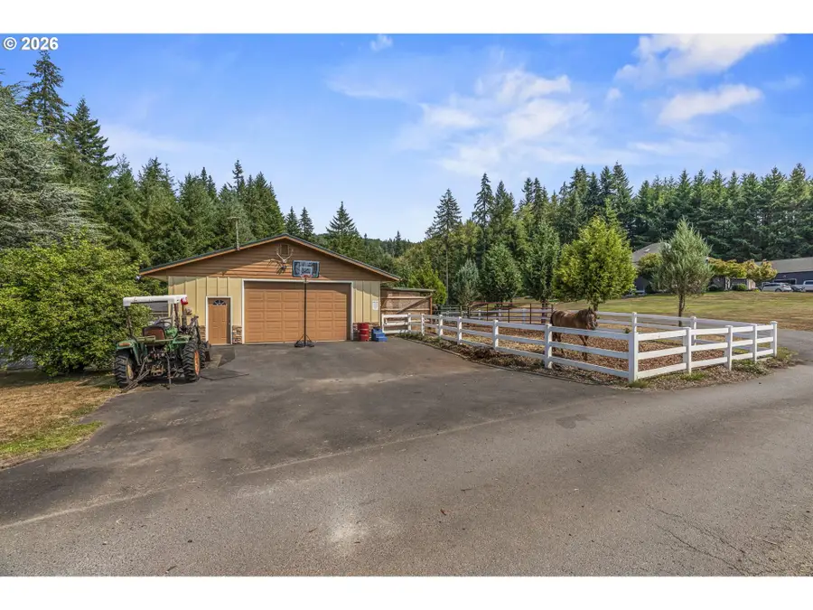 891 Young Rd, Kelso, WA 98626 - #2