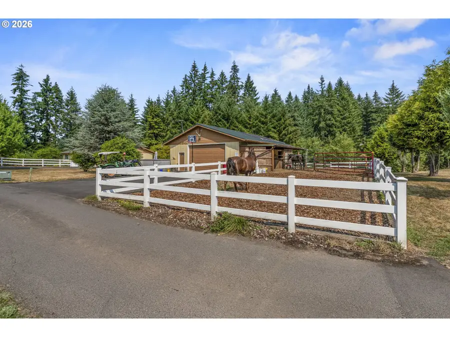 891 Young Rd, Kelso, WA 98626 - #3