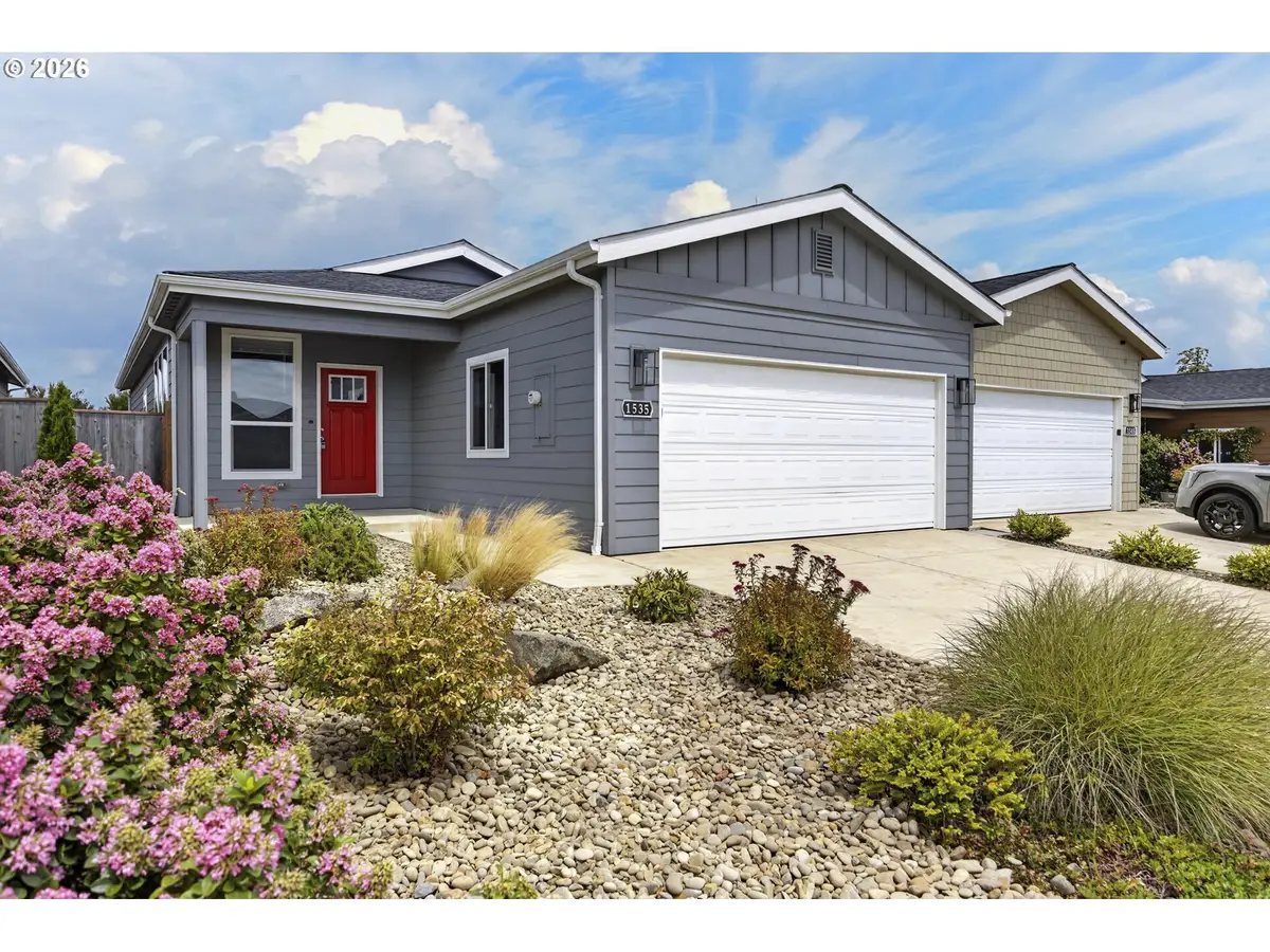 1535 53rd St, Florence, OR 97439 - #1