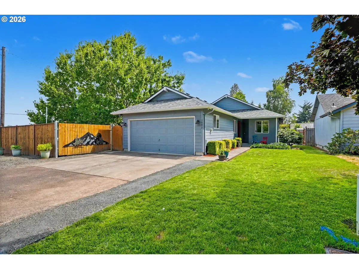 1002 37th Ave, Albany, OR 97321 - #1