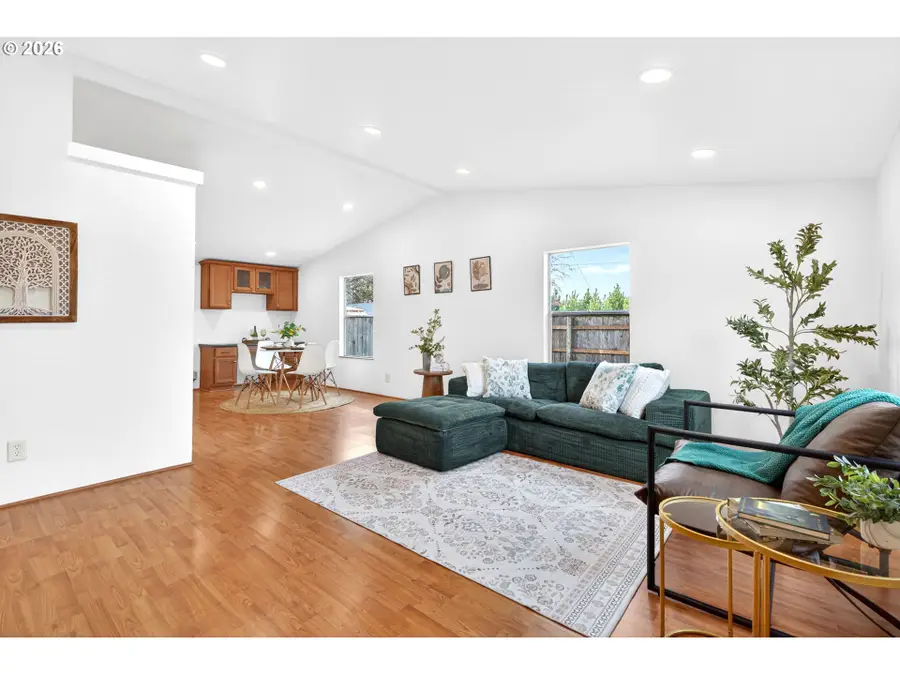 110 S Harrison St, Newberg, OR 97132 - #3