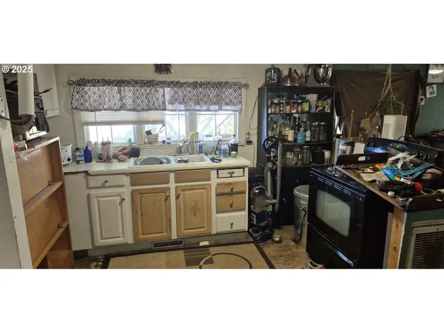 521 SW 19th St, Pendleton, OR 97801 - Image #2