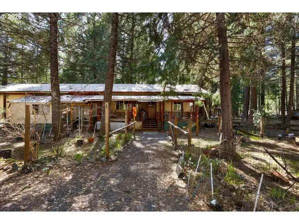 280 Cobalt Dr, OBrien, OR 97534