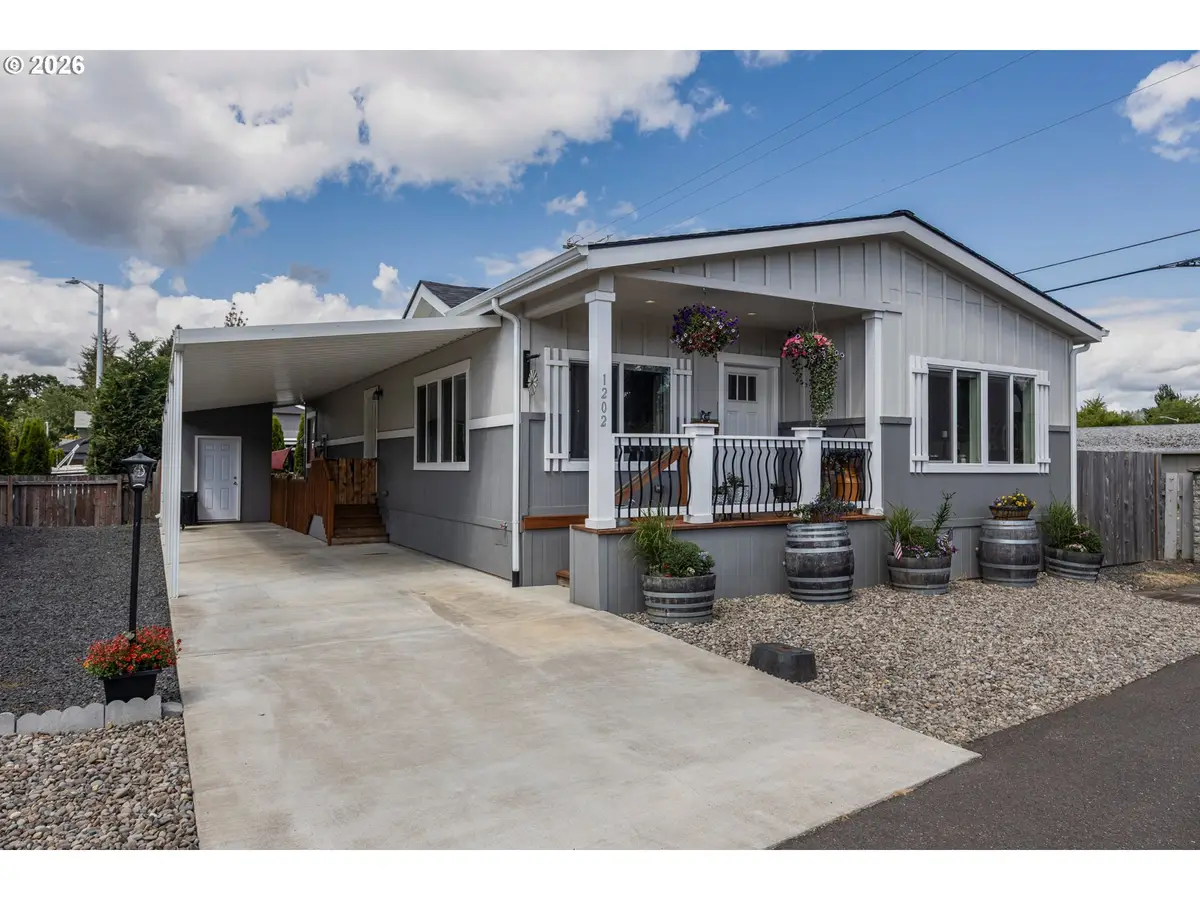 1202 Bridge Loop, Lafayette, OR 97127 - #1