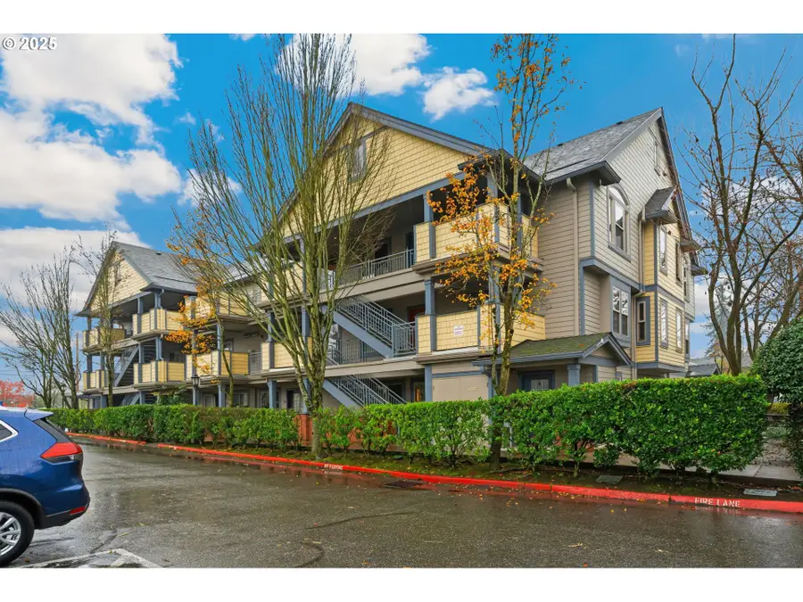 9837 NE Irving St #322, Portland, OR 97220 - Image #3