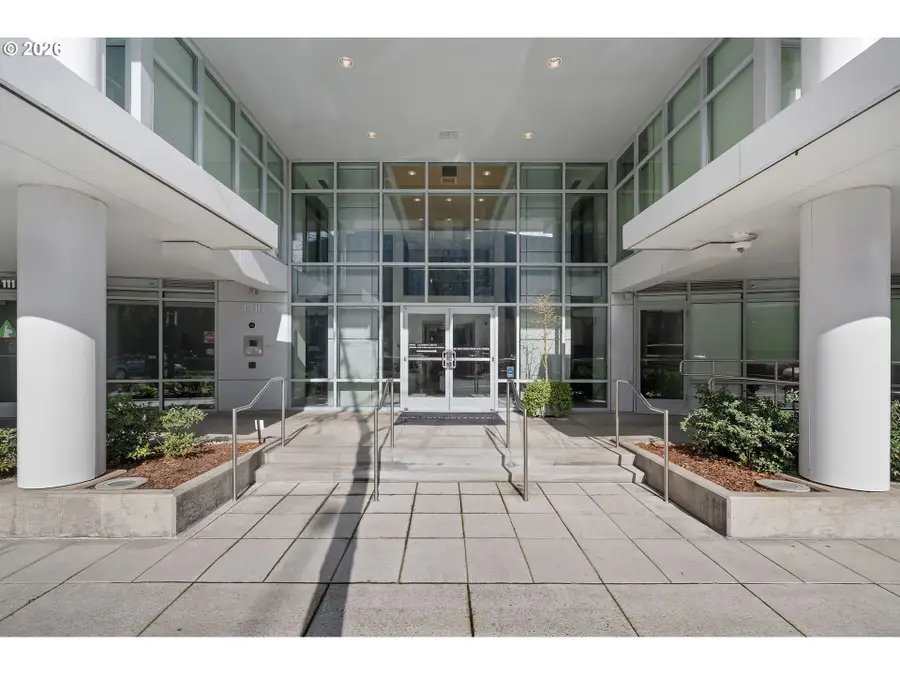 1310 NW Naito Pkwy #1002A, Portland, OR 97209 - #3