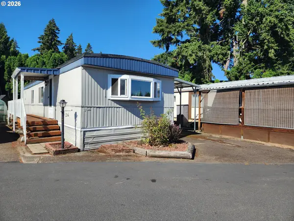 620 SE 2nd Ave #24, Canby, OR 97013