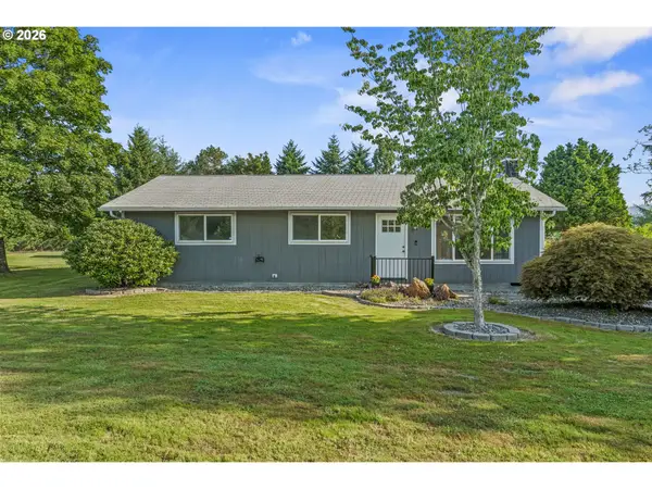 202 Waters Rd, CastleRock, WA 98611