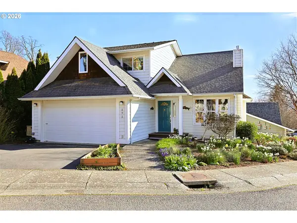 171 SW Riverwatch Dr, WhiteSalmon, WA 98672