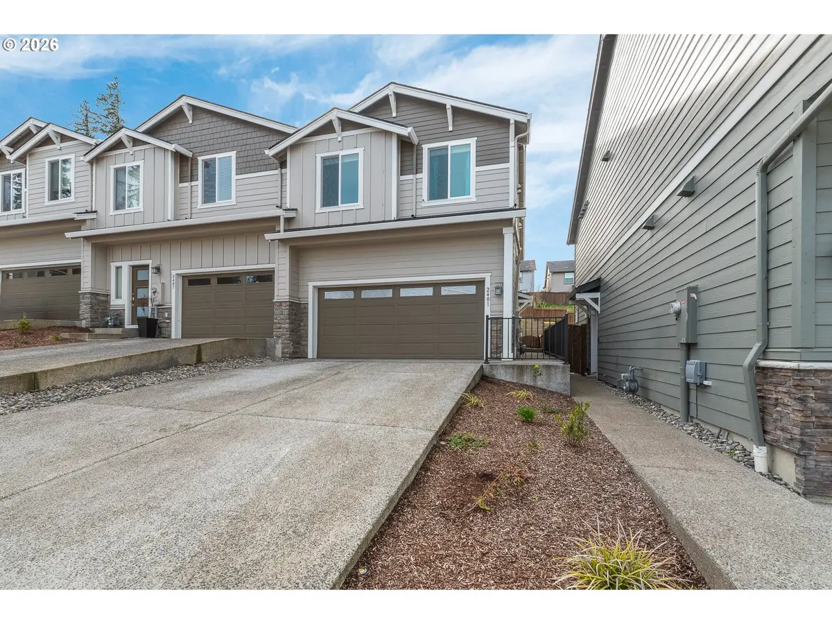 2401 S Brookside Pl, Ridgefield, WA 98642 - #1
