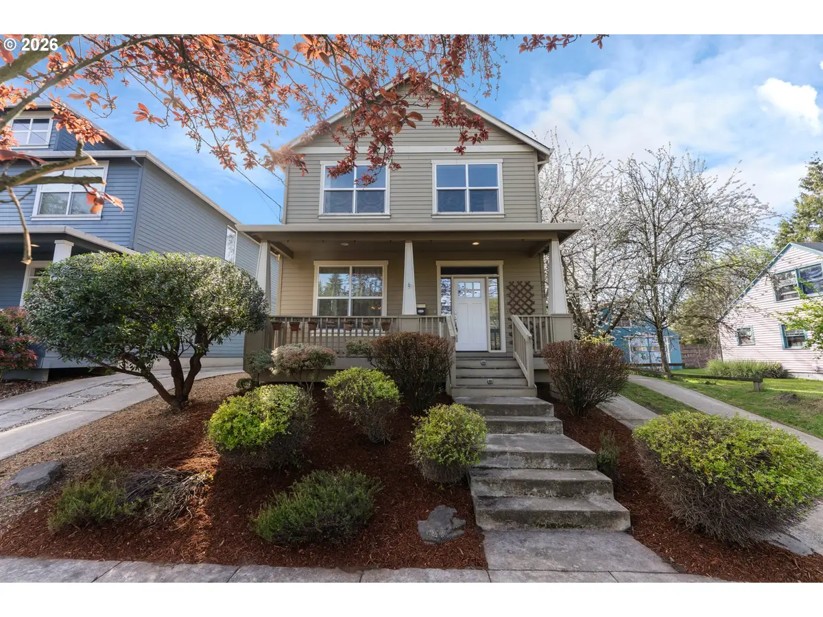 9743 N Portsmouth Ave, Portland, OR 97203 - #1