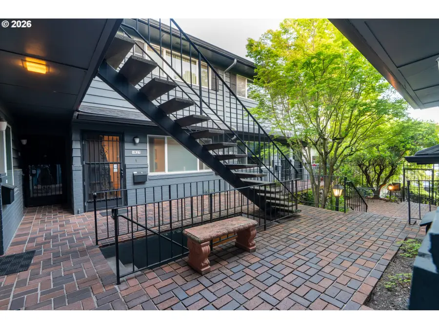 1827 NE Multnomah St, Portland, OR 97232 - #2