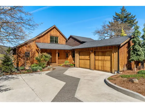 855 5th Ave, Mosier, OR 97040