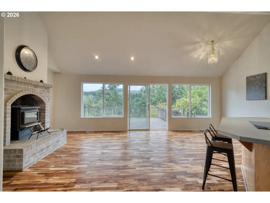 28502 Chapman Rd, Scappoose, OR 97056 - #3