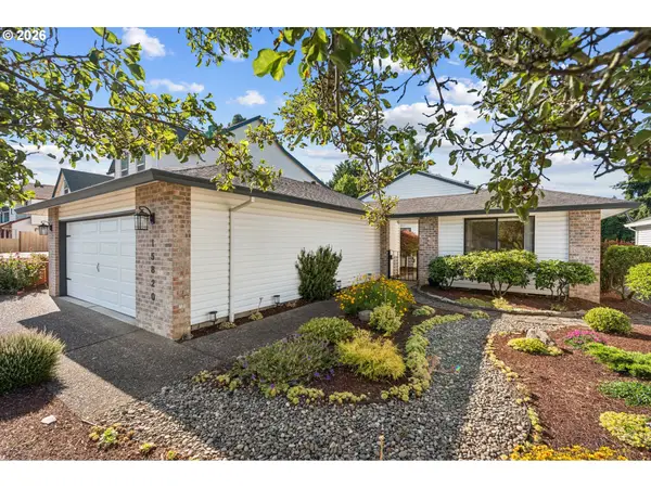 15820 NE San Rafael St, Portland, OR 97230