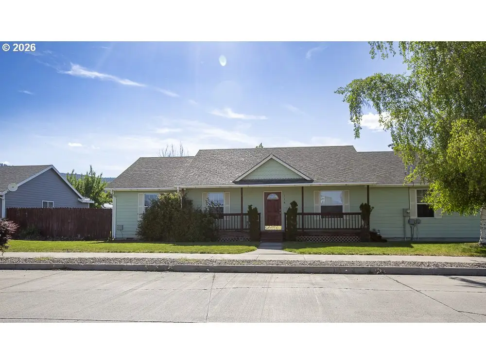 114 18th St, La Grande, OR 97850 - #1