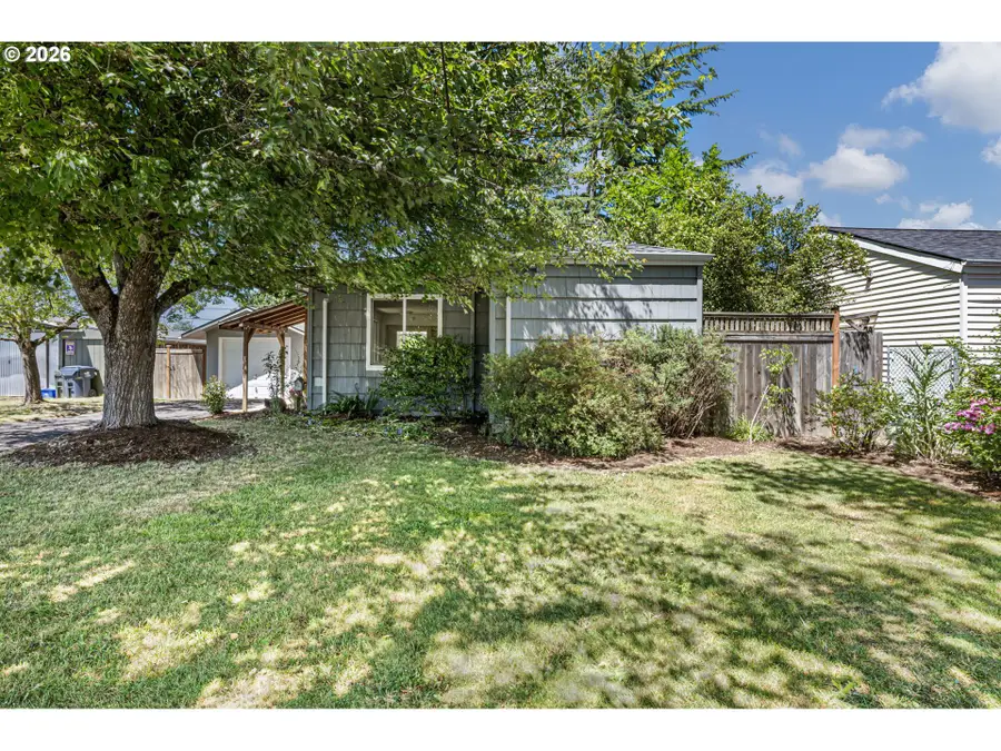 1716 G St, Springfield, OR 97477 - #3