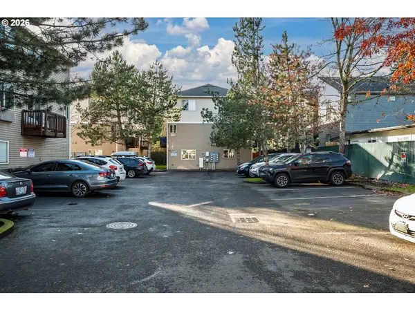 3317 SE 122nd Ave #14, Portland, OR 97236