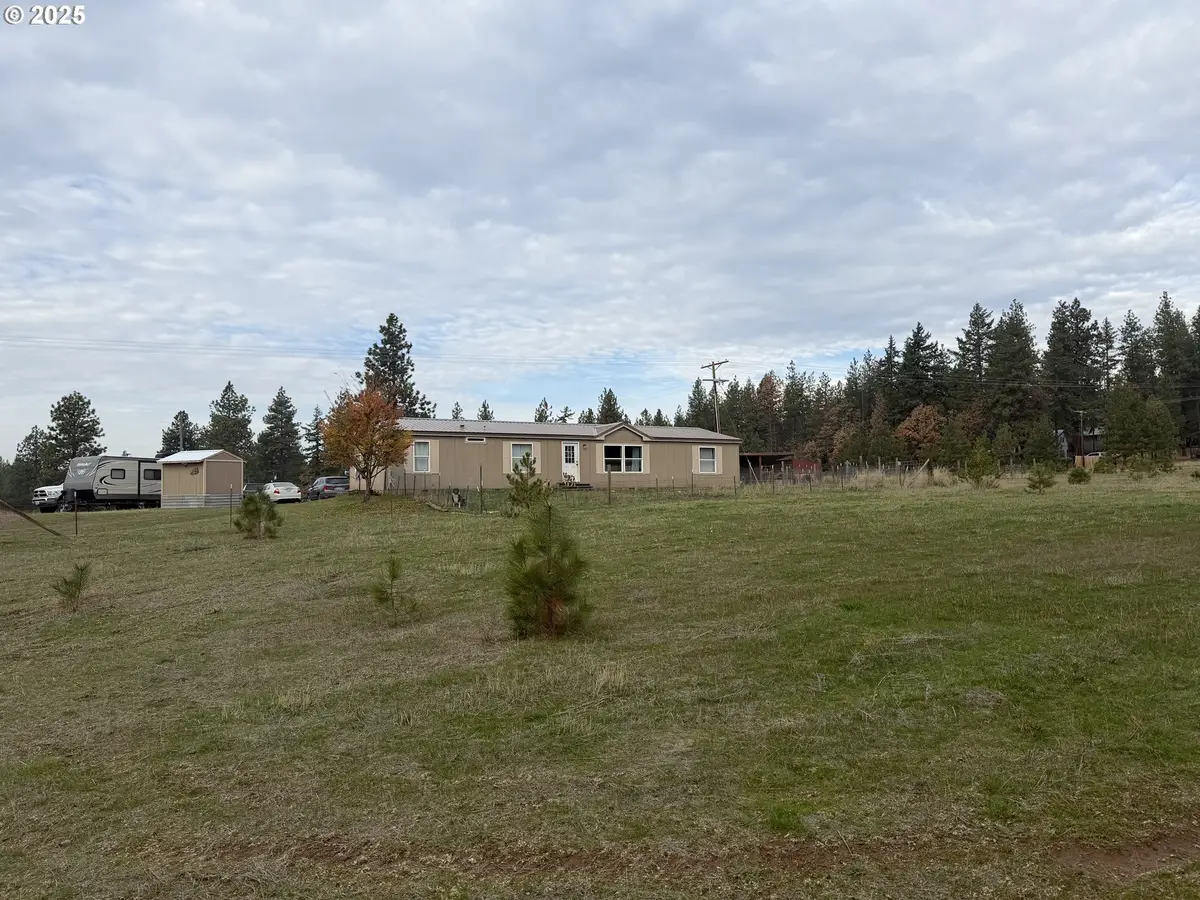401 Orchard Heights Rd, Goldendale, WA 98620 - Image #1