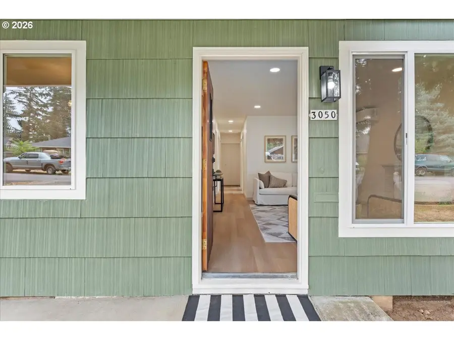 3050 SE 119th Ave, Portland, OR 97266 - #3