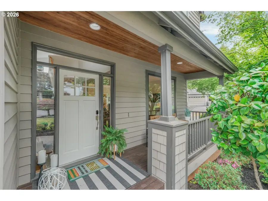 1943 NW Millcrest Pl, Portland, OR 97229 - #3