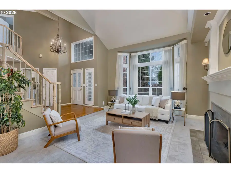 769 Nicole Dr, West Linn, OR 97068 - #3