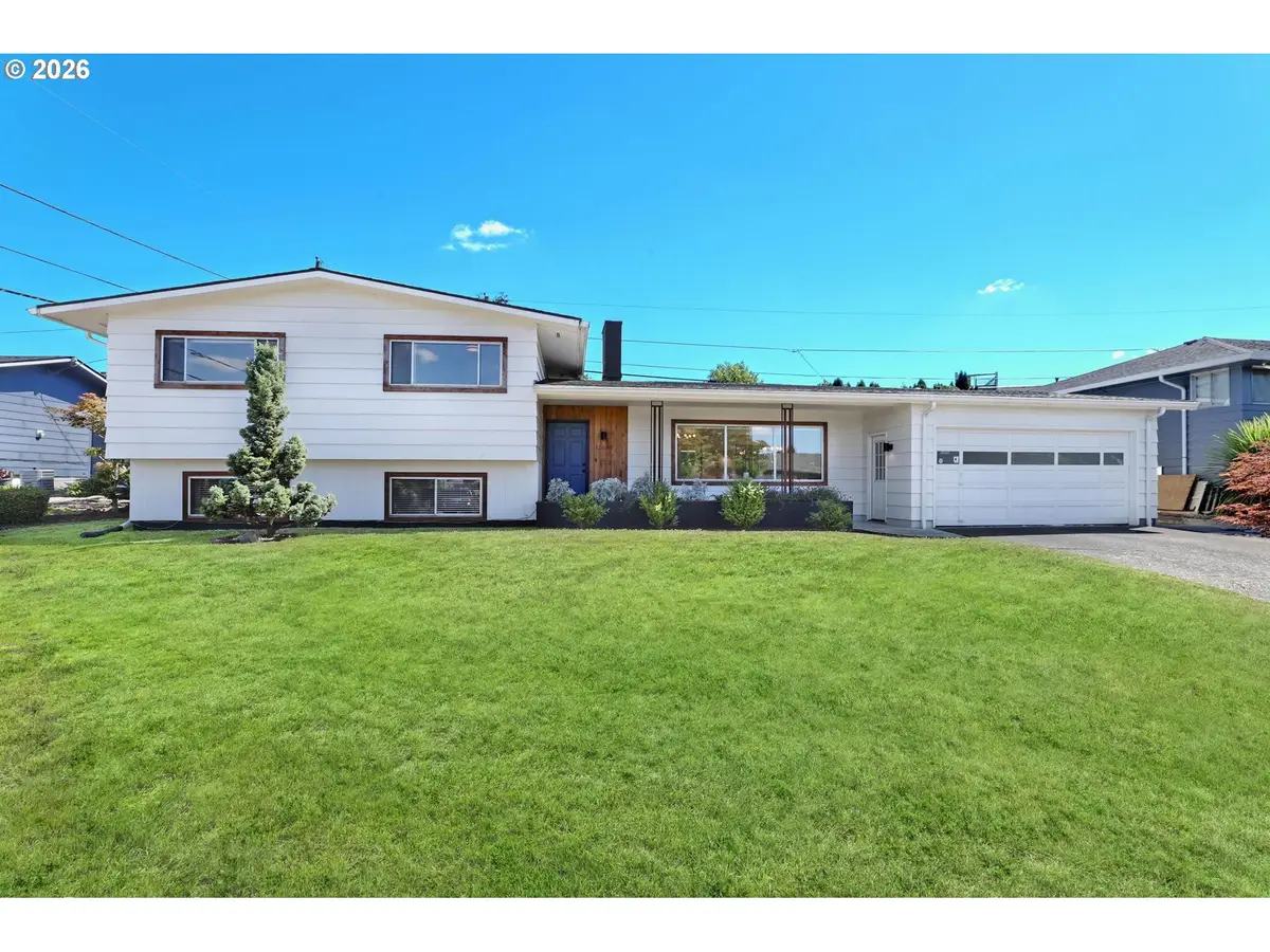 12640 NE Fremont St, Portland, OR 97230 - #1