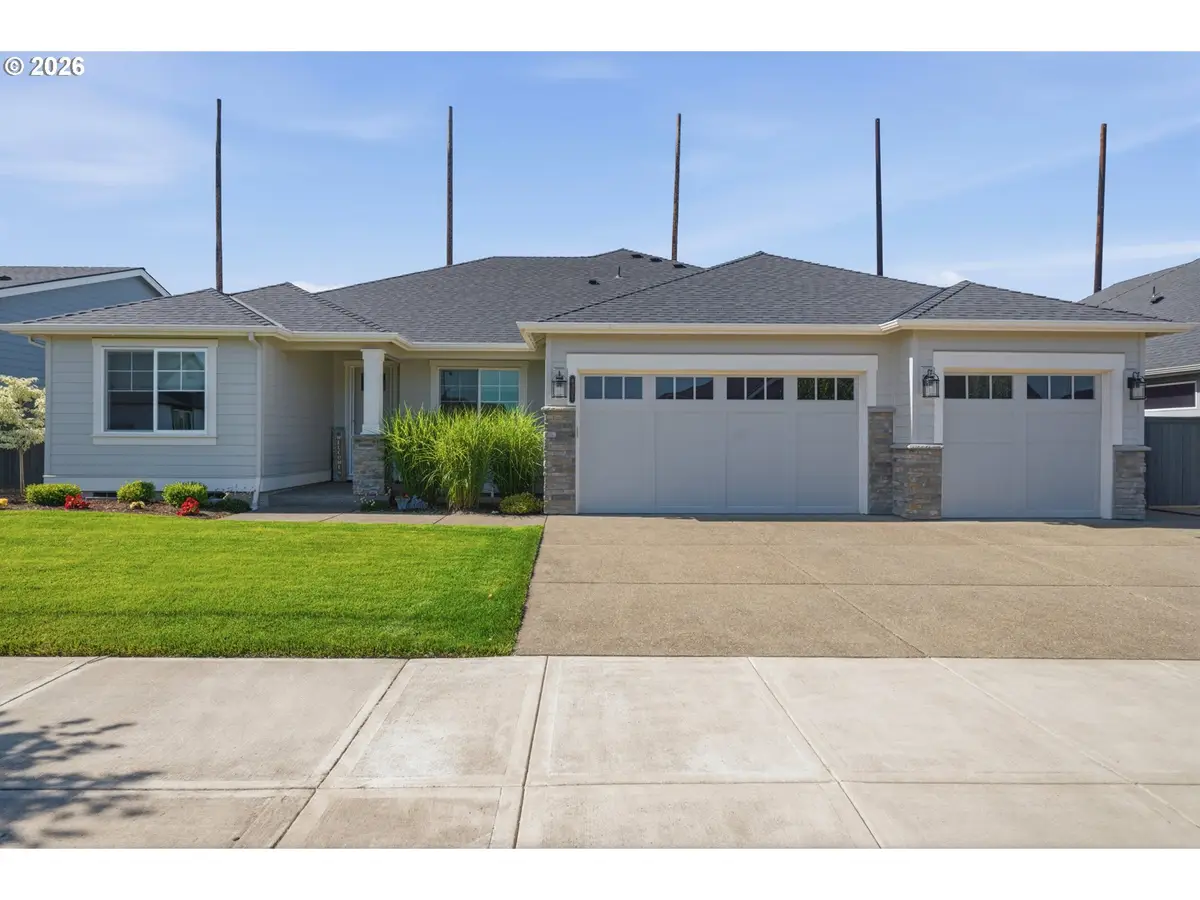 6302 SE Mcinnis St, Hillsboro, OR 97123 - #1