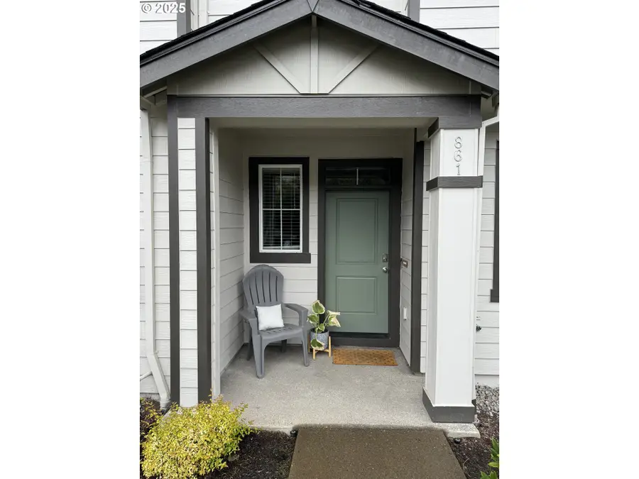 861 N 19th Ave, Cornelius, OR 97113 - Image #2