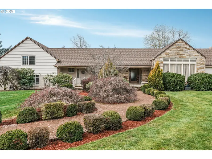 710 N Molalla Ave, Molalla, OR 97038 - #2