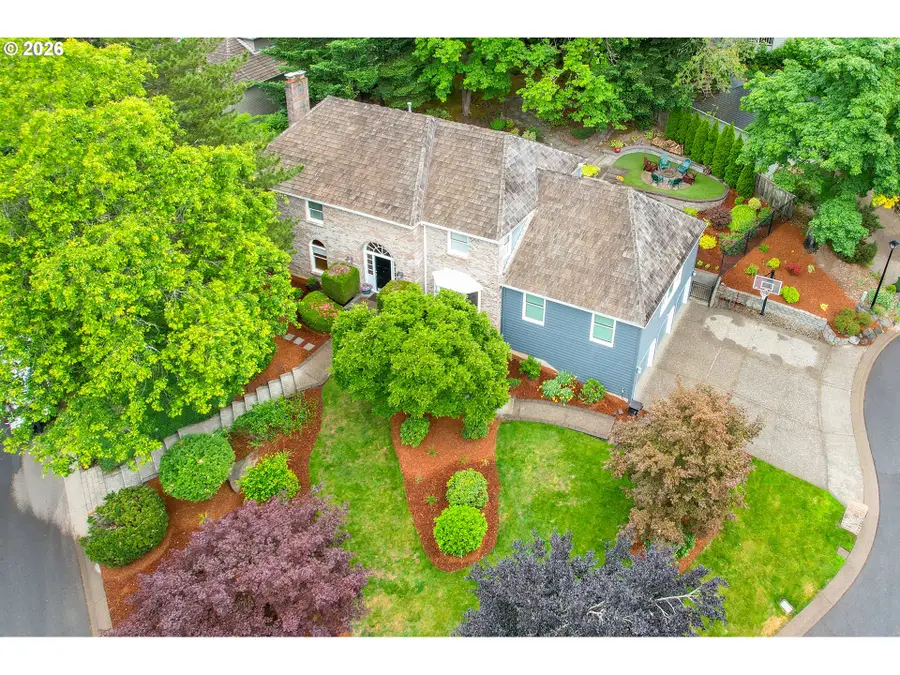 2525 Bree Ct, Lake Oswego, OR 97034 - #2