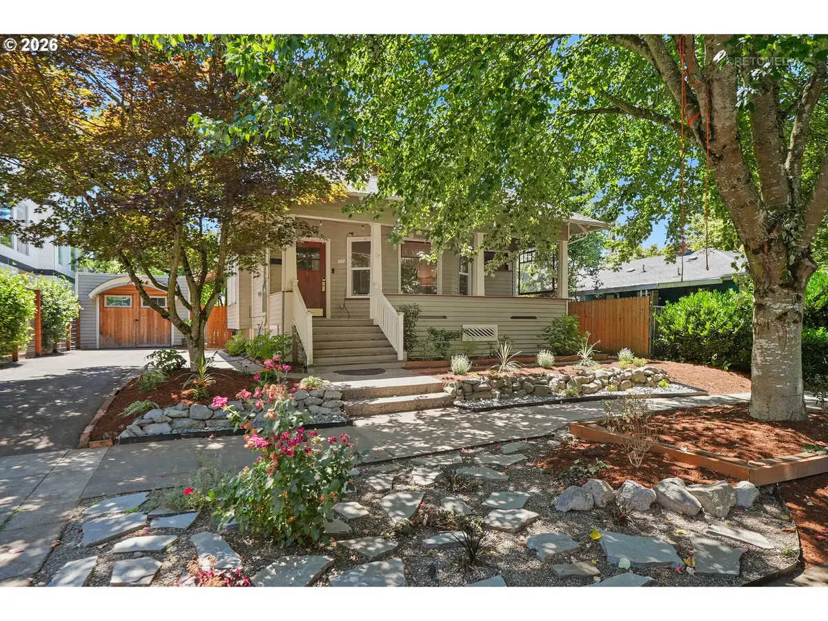 1116 SE Tenino St, Portland, OR 97202 - #1