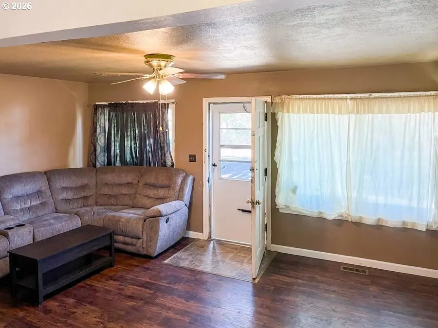 6318 NE 18th Ave, Portland, OR 97211 - #2