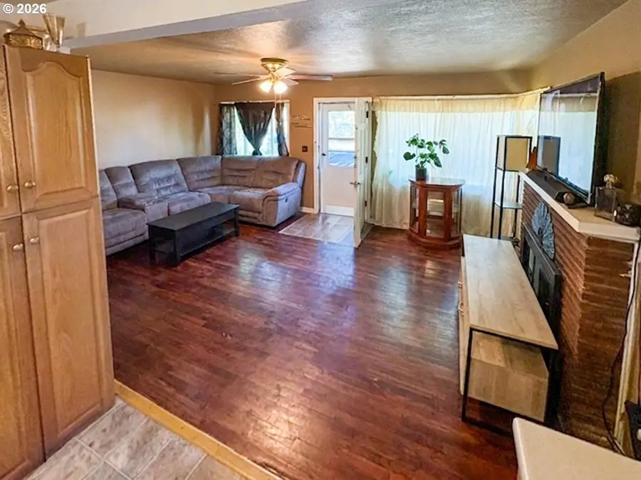 6318 NE 18th Ave, Portland, OR 97211 - #3