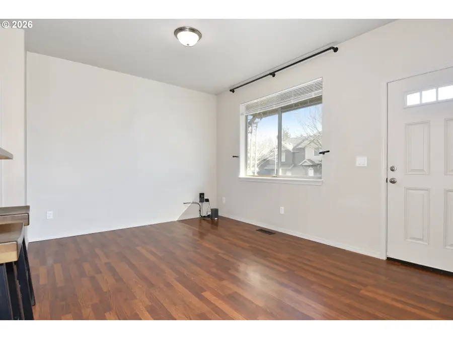 38545 Cascadia Village Dr, Sandy, OR 97055 - #3